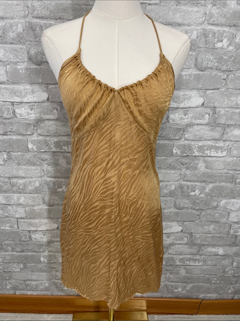 Motel Rocks Dress In Satin Zebra Caramel